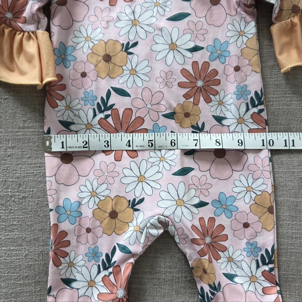 Daisy Blooms Baby Romper Onesie By Clover Cottage Apparel Boutique 6-12M. NWT